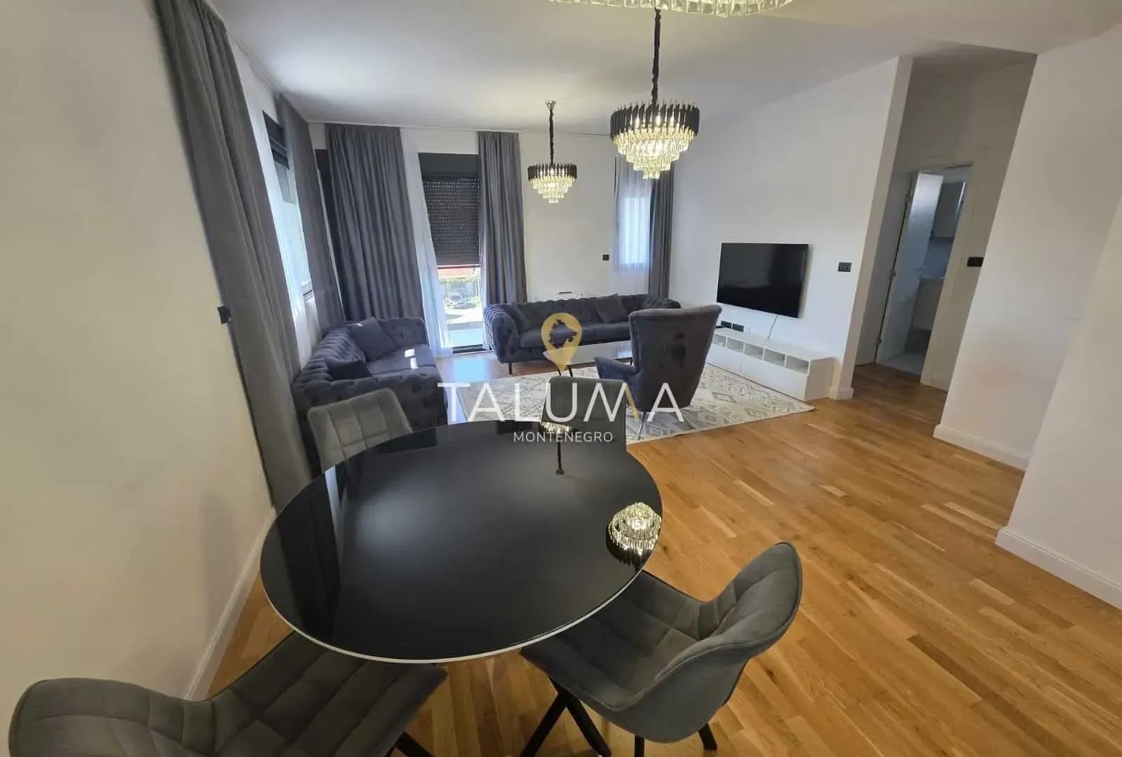 Izdavanje, trosoban stan, 130m², Dalmatinska ulica, Podgorica