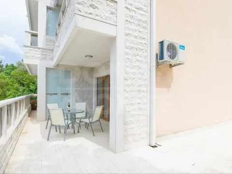 Rent, studio apartment, 52m², Tivat, Crna Gora - image 10