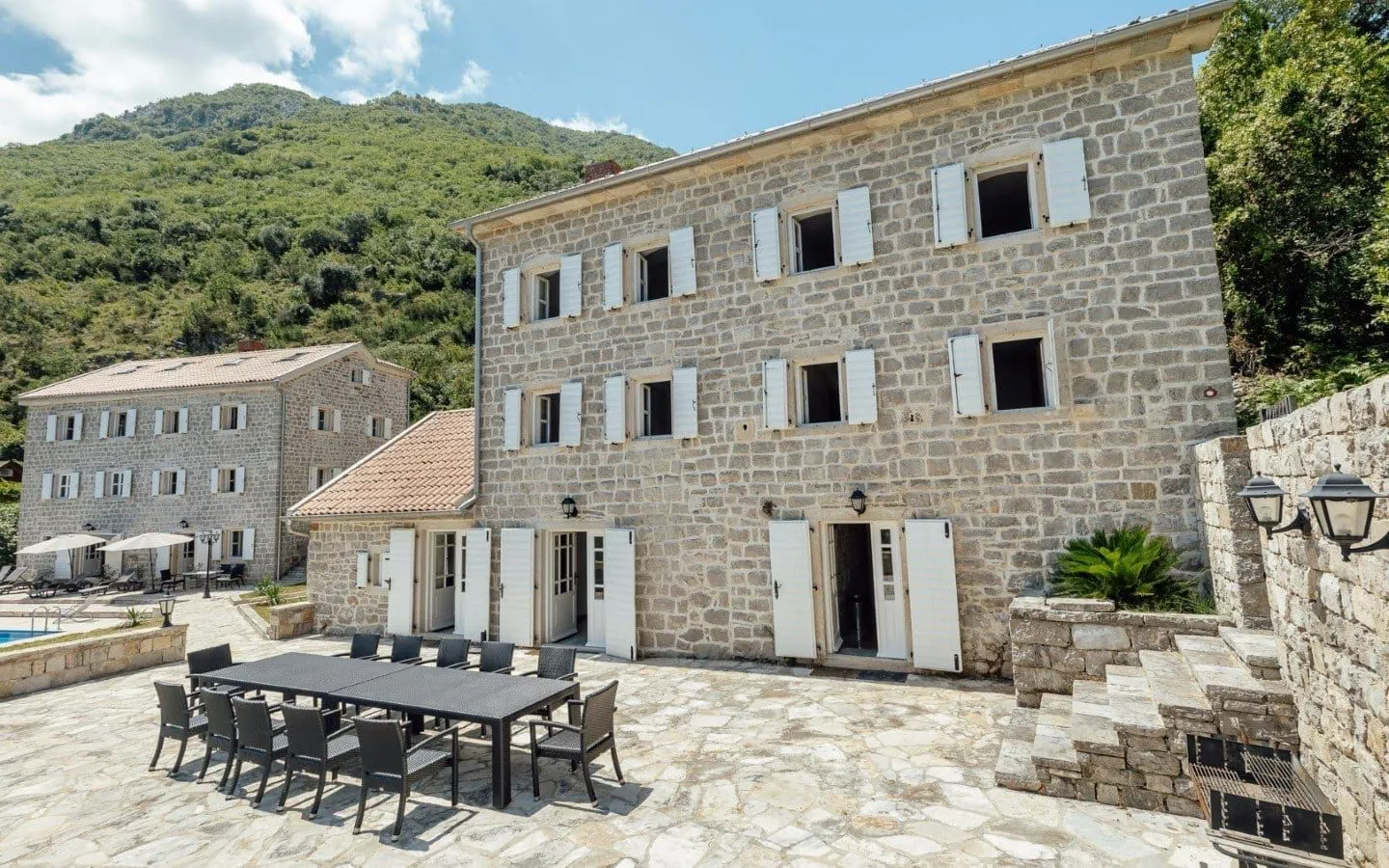 Sale, house, 800m², Prčanj, Kotor