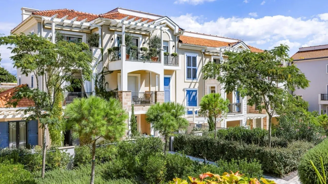 Sale, two bedroom apartment, 99m², Kotor, Crna Gora