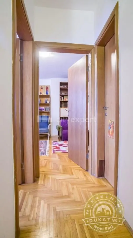 Prodaja, četvorosoban stan, 106m², Telep, Novi Sad Sve Podlokacije