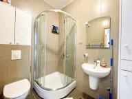 Izdavanje, dvosoban stan, 64m², City Kvart, Podgorica - image 9