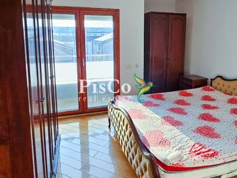 Izdavanje, dvosoban stan, 64m², Stari Aerodrom, Podgorica - image 11