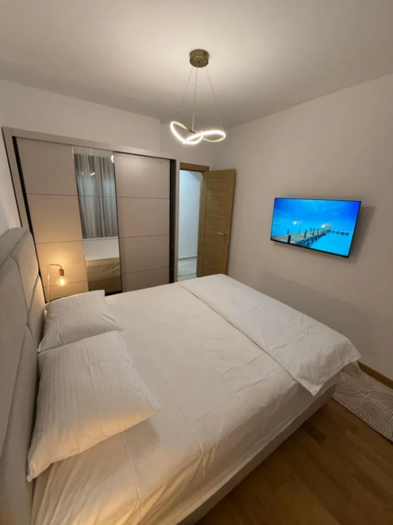 Izdavanje, dvosoban stan, 70m², City Kvart, Podgorica