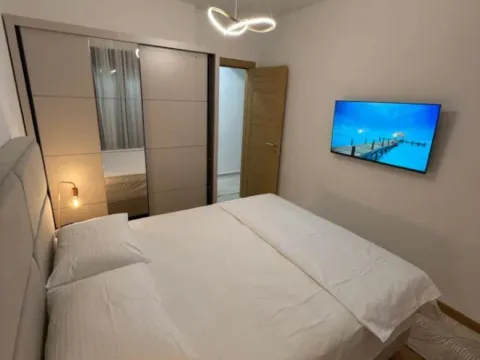 Rent, two bedroom apartment, 70m², City Kvart, Podgorica - image 13