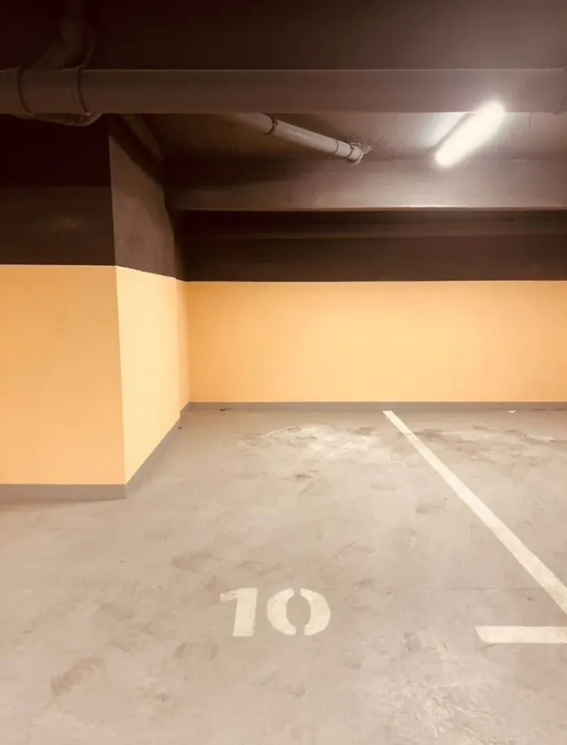 Izdavanje, jednosoban stan, 50m², Kalimanj, Tivat