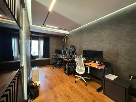 Sale, three bedroom apartment, 195m², Pobrežje, Podgorica - image 4