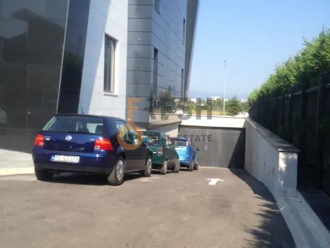 Prodaja, poslovni prostor, 3500m², Stari Aerodrom, Podgorica - image 5