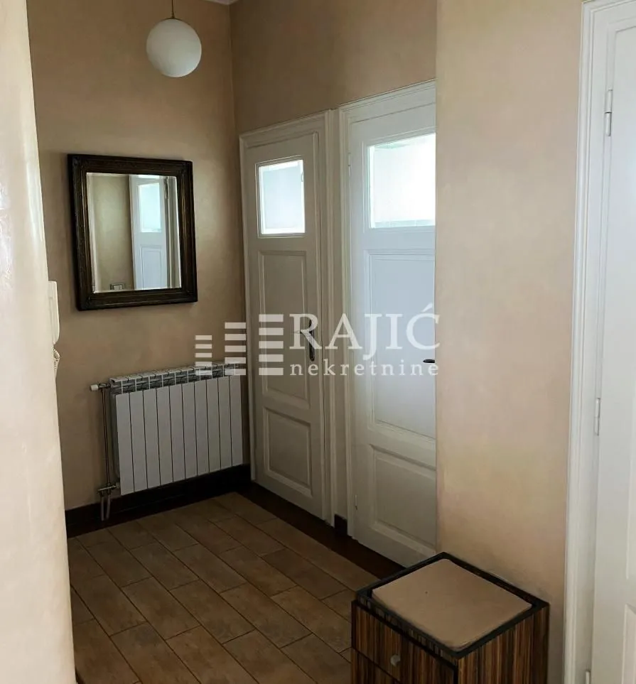 Rent, two bedroom apartment, 70m², Kalemegdan, Beograd