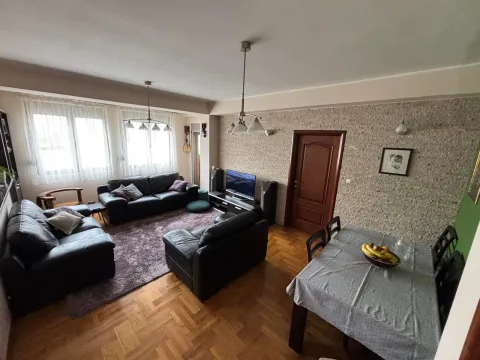 Prodaja, trosoban stan, 86m², Stari Aerodrom, Podgorica - image 2