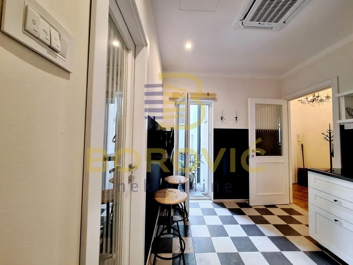 Prodaja, stan, 160m², Stari Grad, Beograd