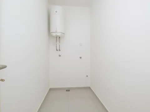 Prodaja, trosoban stan, 90m², Gornja Gorica, Podgorica - image 12