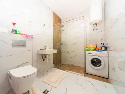 Izdavanje, dvosoban stan, 70m², Zabjelo, Podgorica - image 9