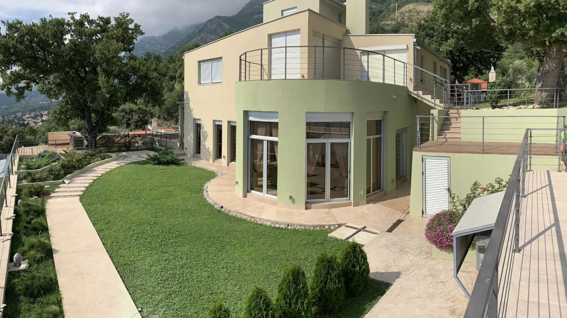 Sale, house, 370m², Sutomore, Bar