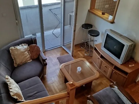 Prodaja, dvosoban stan, 50m², Zabjelo, Podgorica - image 2