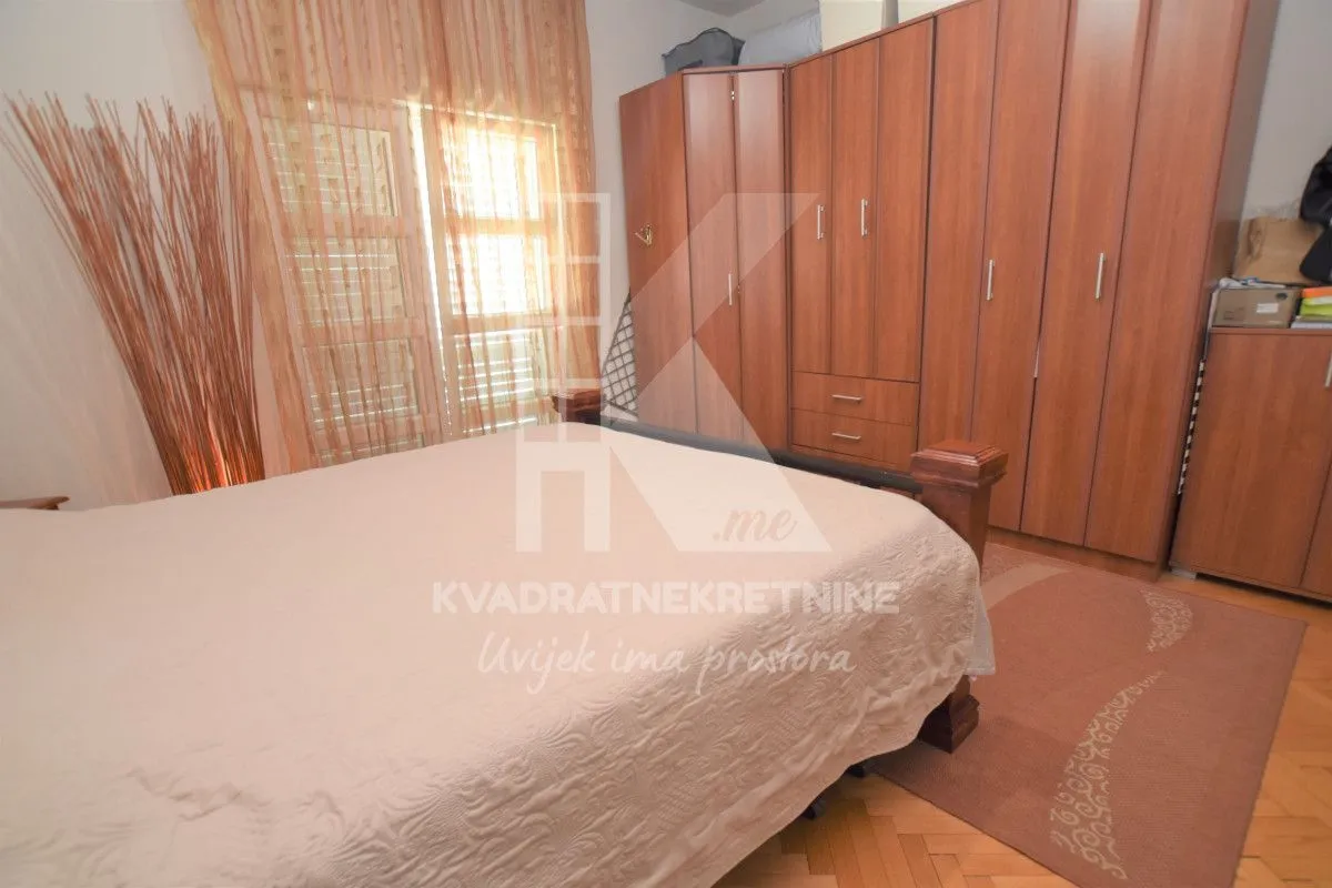 Rent, house, 410m², Donja Gorica, Podgorica
