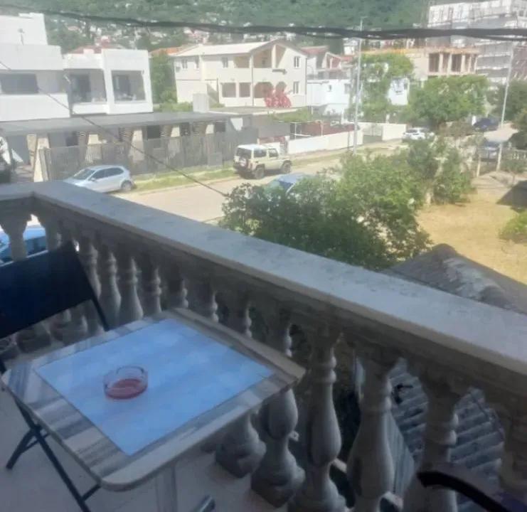 Sale, two bedroom apartment, 52m², Sutomore, Bar