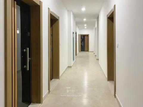 Prodaja, garsonjera, 34m², Sutomore, Bar - image 8