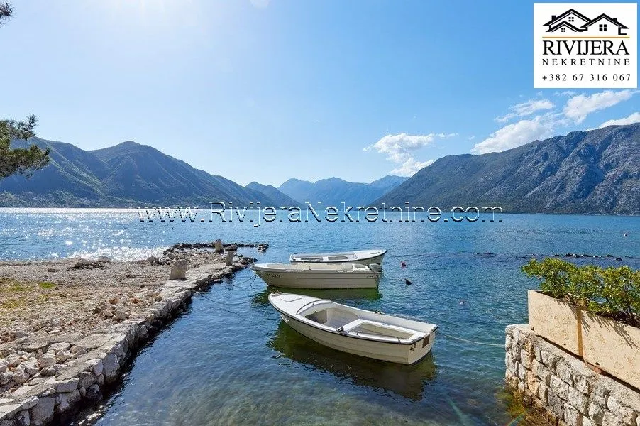 Sale, house, 450m², Dobrota, Kotor