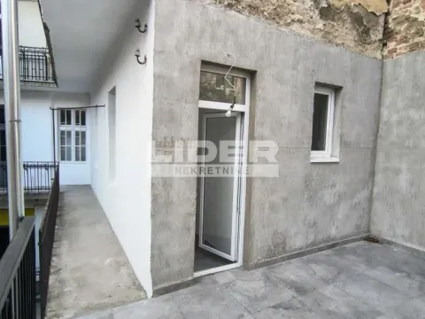 Sale, two bedroom apartment, 87m², Stari Grad, Beograd - image 13