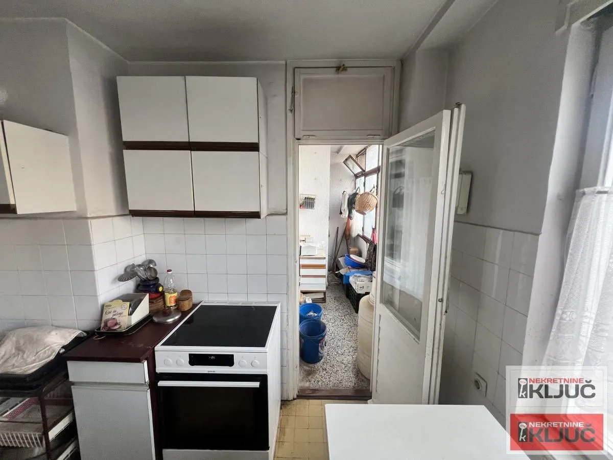 Prodaja, četvorosoban stan, 86m², Spens, Novi Sad Sve Podlokacije