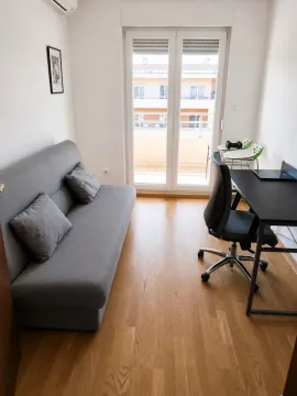 Izdavanje, dvosoban stan, 75m², City Kvart, Podgorica - image 5
