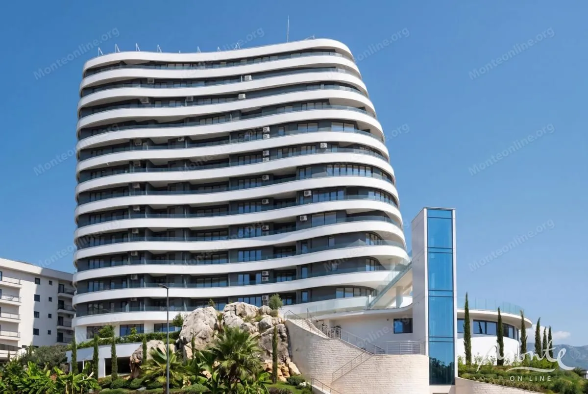 Sale, one bedroom apartment, 47m², Bečići, Budva