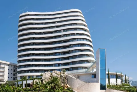Sale, one bedroom apartment, 47m², Bečići, Budva - image 5