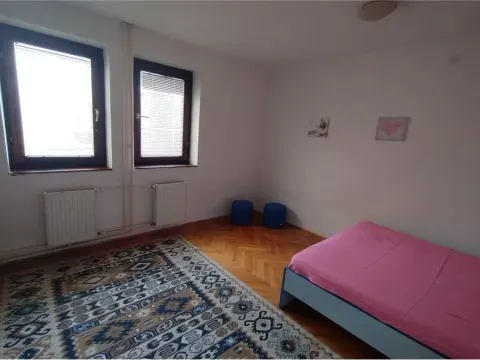 Izdavanje, dvosoban stan, 65m², Niš, Srbija - image 4
