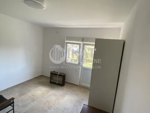 Izdavanje, kuća, 160m², Boleč, Grocka - image 8