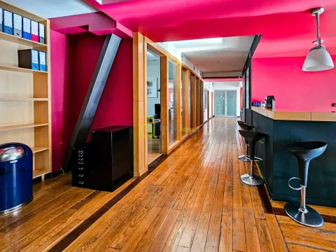 Izdavanje, poslovni prostor, 222m², Centar, Podgorica - image 3