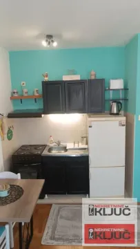 Izdavanje, garsonjera, 28m², Grbavica, Novi Sad Sve Podlokacije - image 7