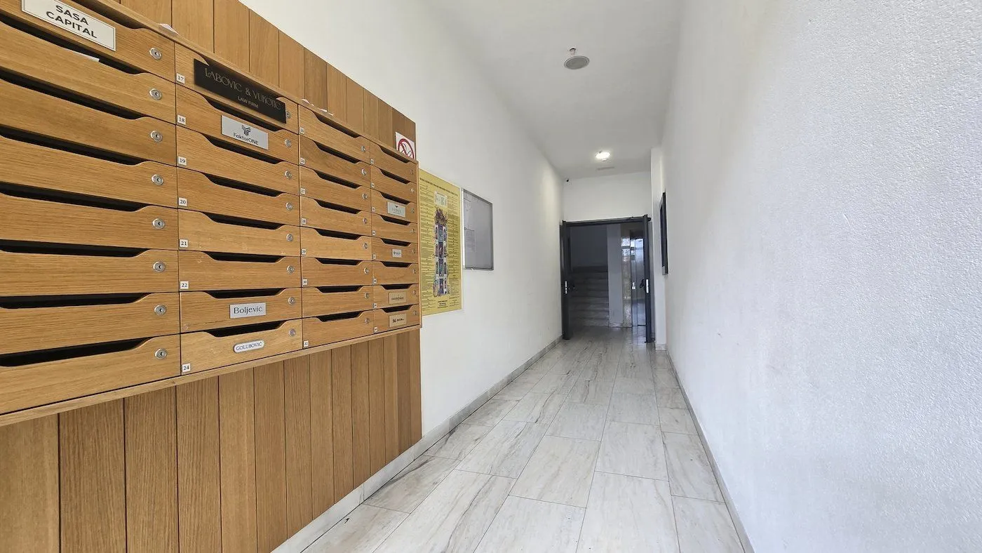 Izdavanje, jednosoban stan, 52m², Kod Capital Plaze, Podgorica