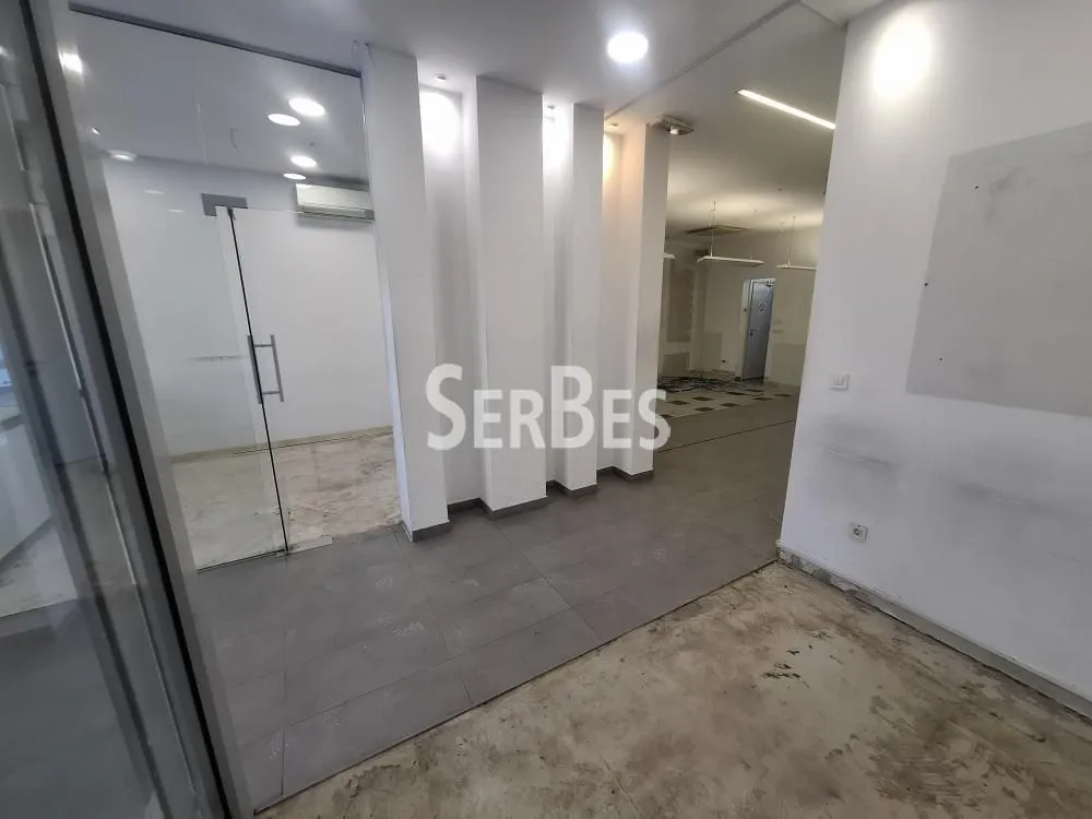 Rent, office space, 400m², Bulevar Oslobodjenja, Novi Sad Sve Podlokacije