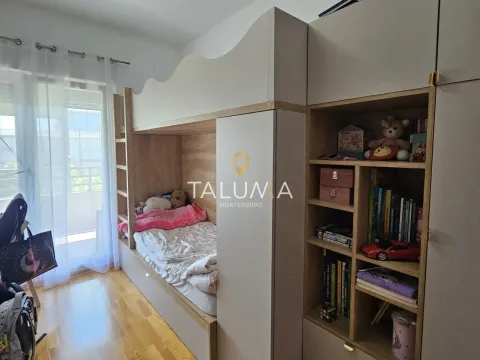 Prodaja, dvosoban stan, 75m², City Kvart, Podgorica - image 8