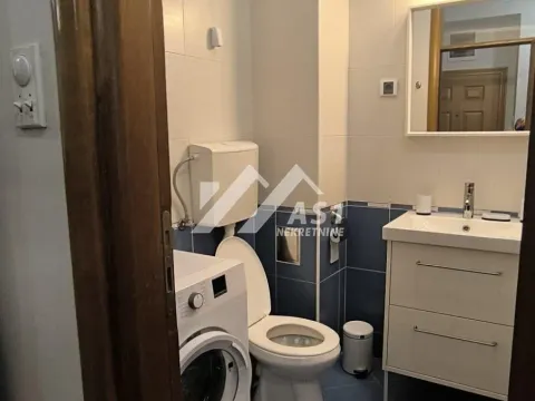 Izdavanje, dvosoban stan, 43m², Bulevar Oslobodjenja, Novi Sad Sve Podlokacije - image 9