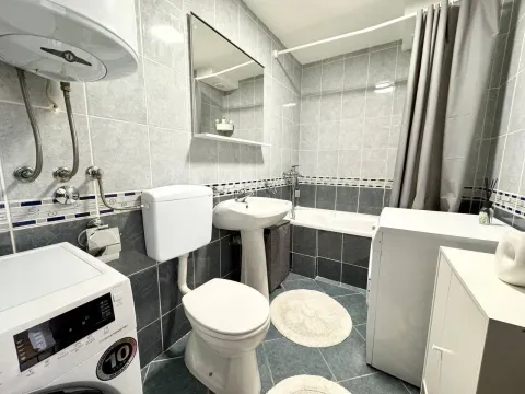 Izdavanje, jednosoban stan, 47m², Vezirov Most, Podgorica - image 5