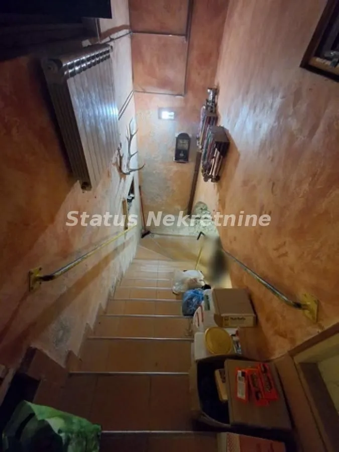 Prodaja, kuća, 156m², Futog, Novi Sad Sve Podlokacije