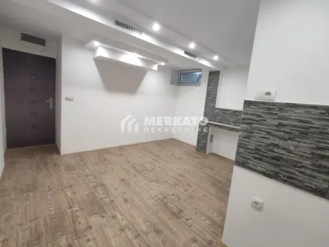 Prodaja, stan, 23m², Zrenjanin, Srbija - image 2