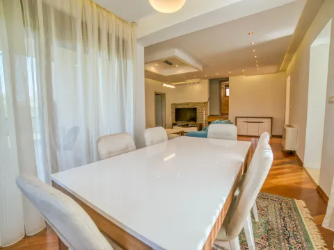 Rent, house, 170m², Zabjelo, Podgorica - image 4