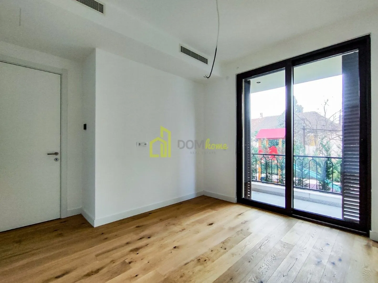 Prodaja, trosoban stan, 137m², Centar, Podgorica