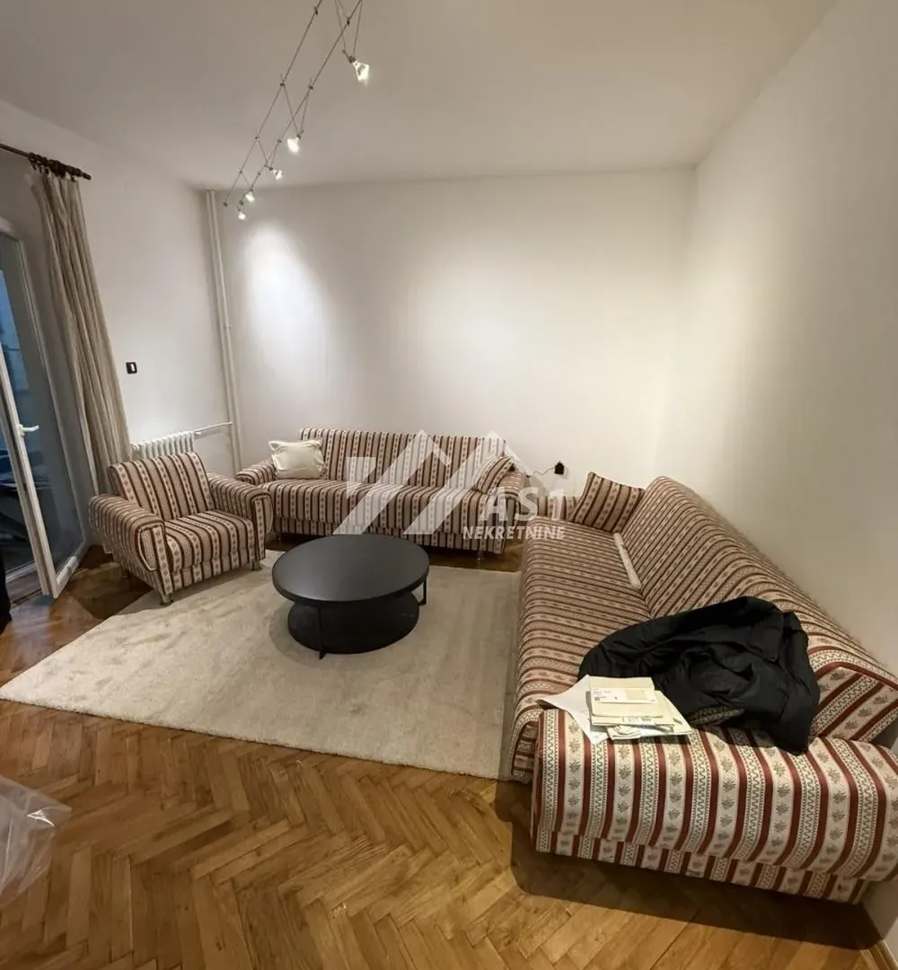 Izdavanje, trosoban stan, 66m², Kej, Novi Sad Sve Podlokacije