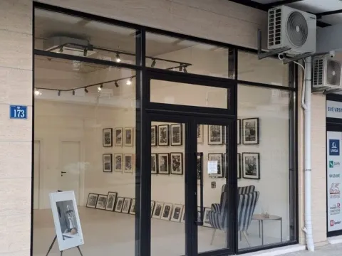 Poslovni prostor in Central Point