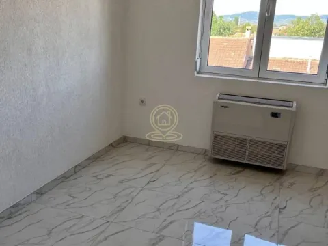 Rent, four bedroom apartment, 80m², Medijana, Niš - image 7