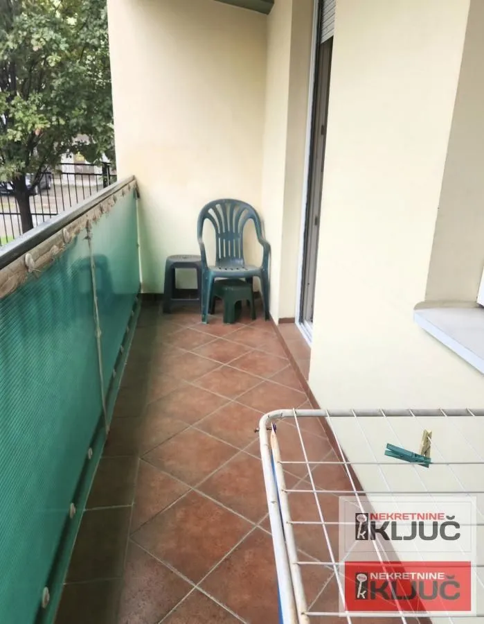 Izdavanje, dvosoban stan, 54m², Grbavica, Novi Sad Sve Podlokacije
