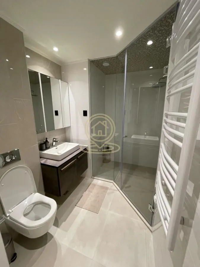 Rent, three bedroom apartment, 80m², Savski Venac, Beograd