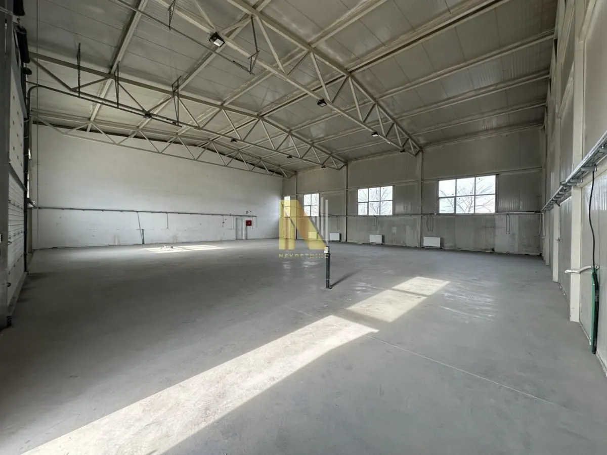 Rent, office space, 1515m², Salajka, Novi Sad Sve Podlokacije