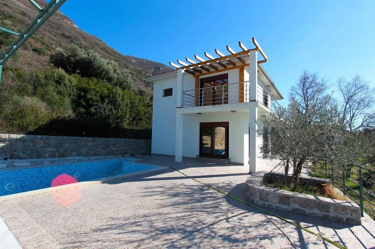 Prodaja, kuća, 392m², Prijeradi, Kotor