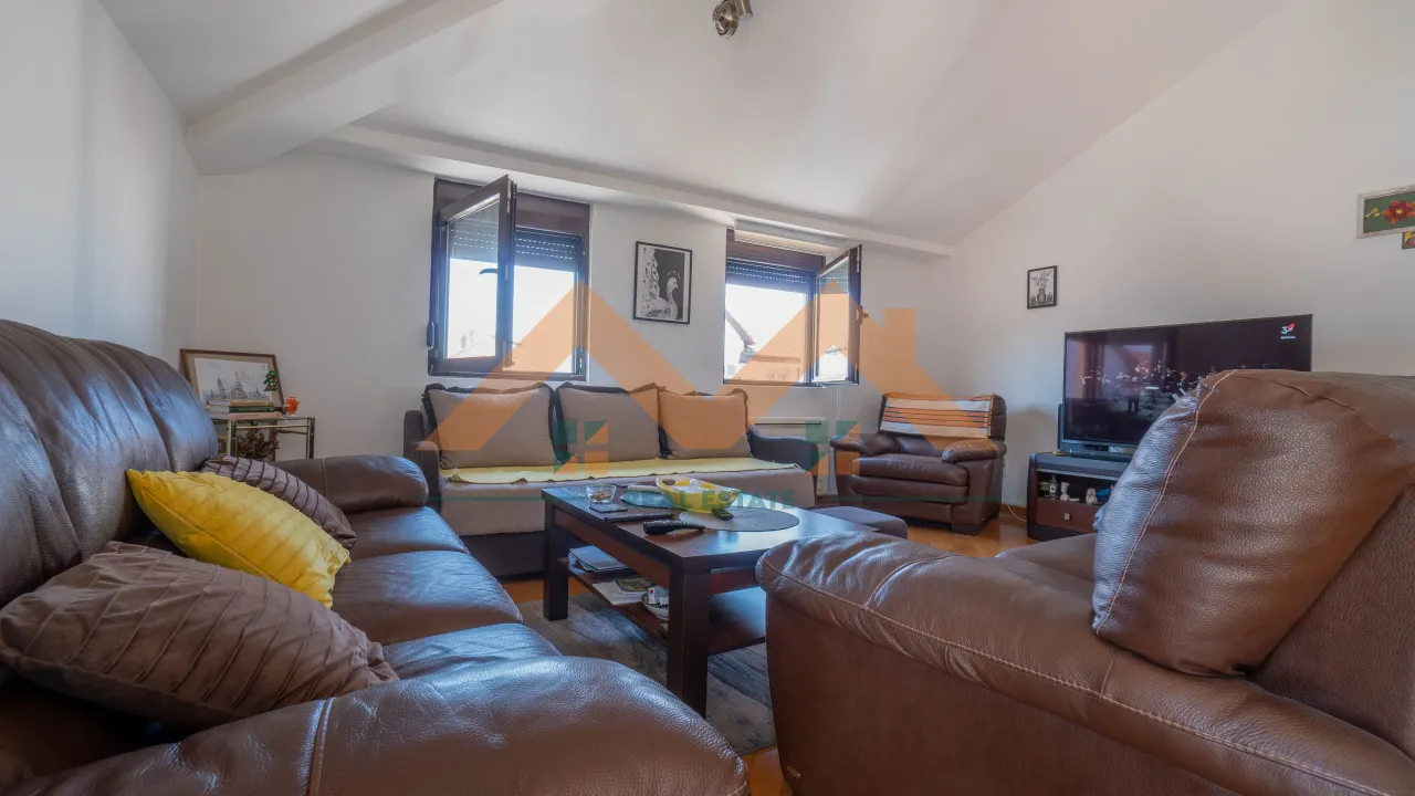 Sale, three bedroom apartment, 91m², Blok 9, Podgorica