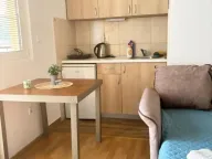 Izdavanje, garsonjera, 30m², Bečići, Budva - image 4